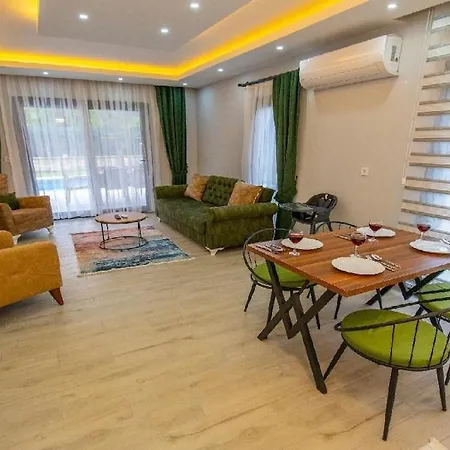 Detached With Private Pool In Goecek Inlice Βίλα